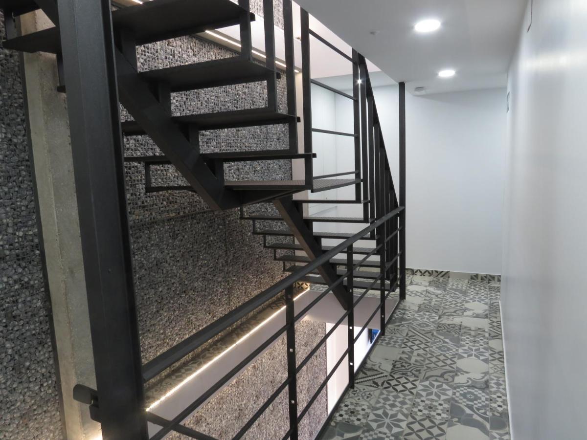 Hotel Alojamientos Aviche 6 Santander Ngoại thất bức ảnh